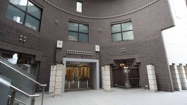 施設の入り口 / 8