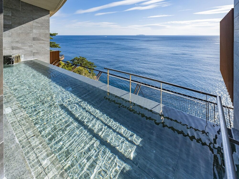 ペットと宿泊OKも◎インフィニティな温泉風呂に癒される4236670