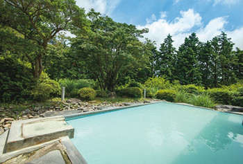 豊かな自然に囲まれ、和モダンな空間でリラックス4262398