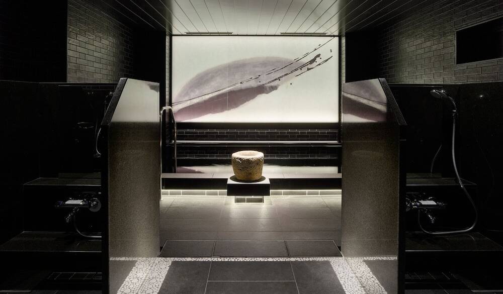 水墨画が大迫力！
アートな大浴場 / 1