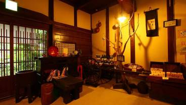 ロビーラウンジ / 3