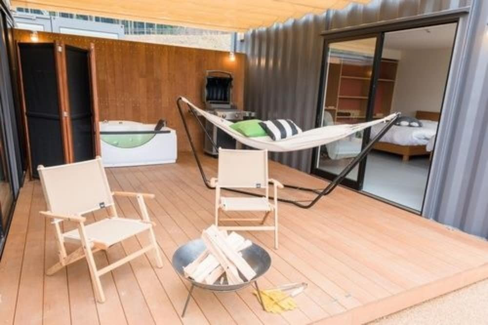 ボーネルンド社の遊具があるプレイエリアで思いっきり遊べる4256123