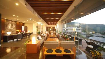 ロビーラウンジ / 1