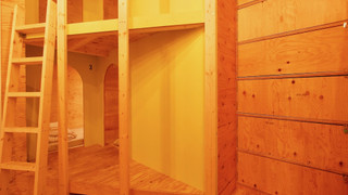 ベーシック 共同ドミトリー 4 ベッドルーム