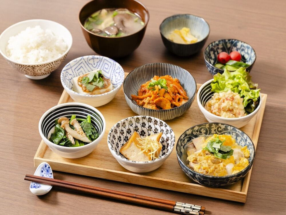 朝食