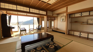 301個室　液晶ＴＶあり、和室、デラックスルーム、共用バスルーム、オーシャンビュー 禁煙