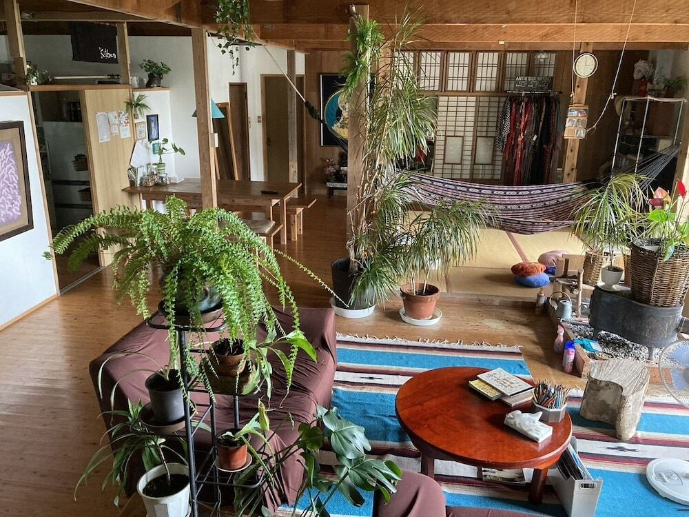 ロビーラウンジ