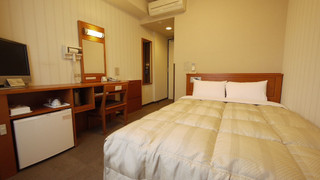 セミダブルルーム禁煙