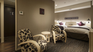 デラックスツイン