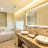 スーペリアキング バスルーム / 1