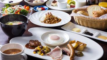 食事・飲み物 / 4