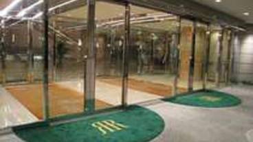 内部エントランス / 2