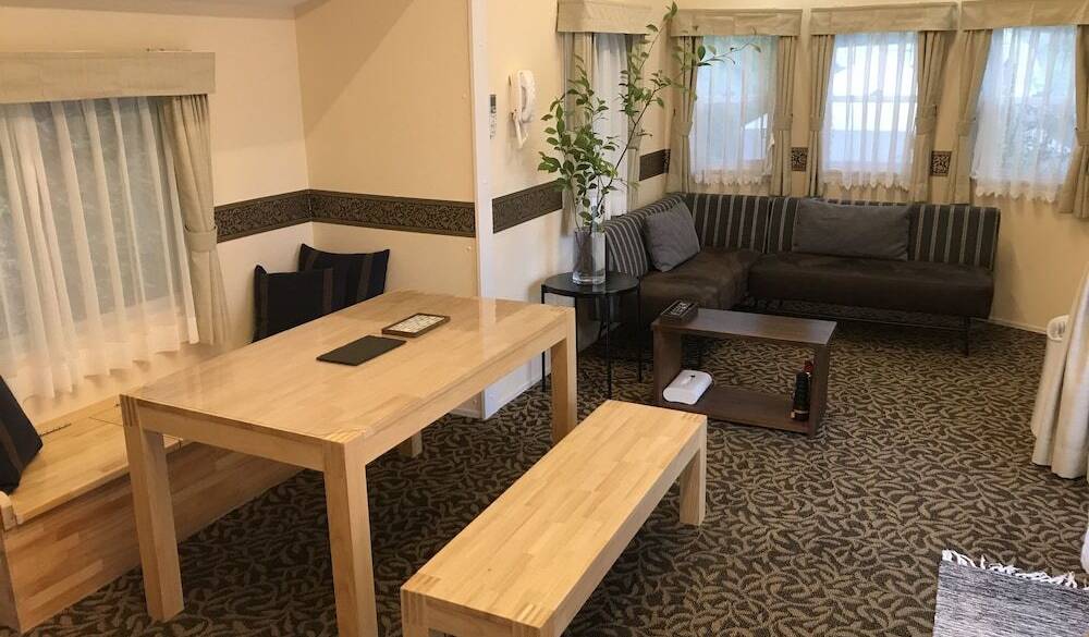 グランピングコテージの例 / 3