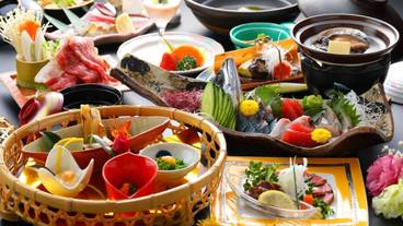 食事・飲み物 / 4