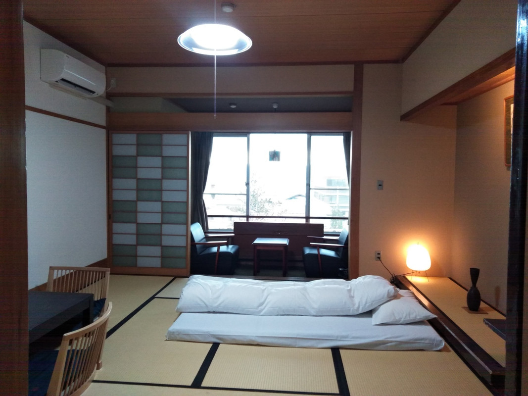 昔心閣の10畳和室です。