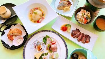 食事・飲み物 / 1