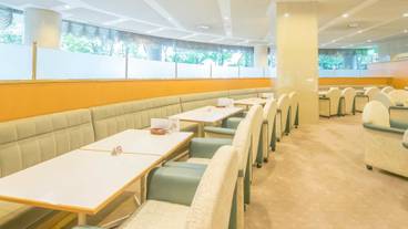 ロビーラウンジ / 5