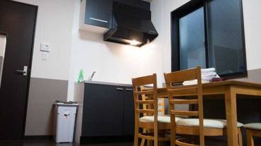 客室内のダイニングエリア / 10