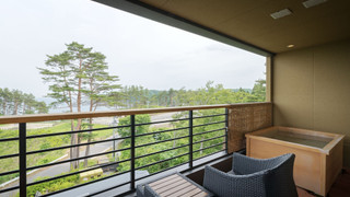 天望棟 絶景の次郎 3階 (16畳) 露天風呂付モダン和洋室