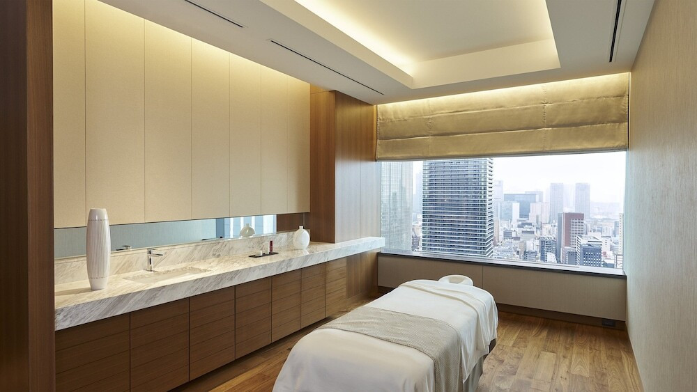 女性　エステ　リゾート