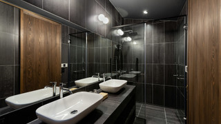 デラックス ダブルルーム キングベッド 1 台