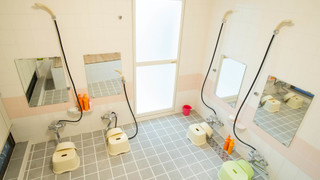 ツインルーム 共用バスルーム