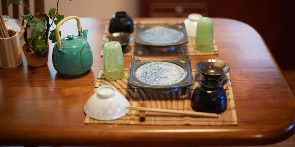 客室内のダイニングエリア