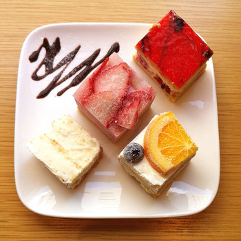 「ディーピュア カフェ 銀座本店」料理 884720 アイスケーキです。