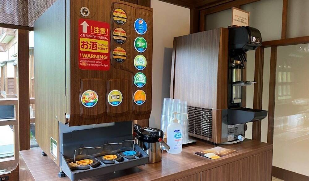 ドリンク無料の「風待ちテラス」 / 2