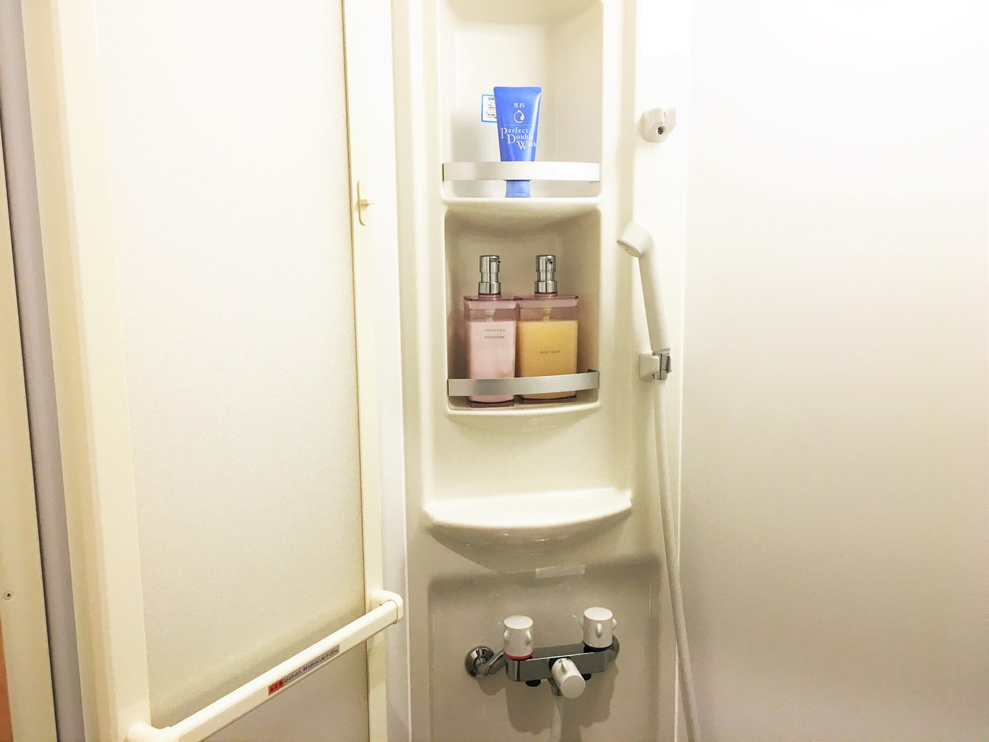 3.現地の空気感を堪能「金沢ゲストハウス　ステラ」4083484