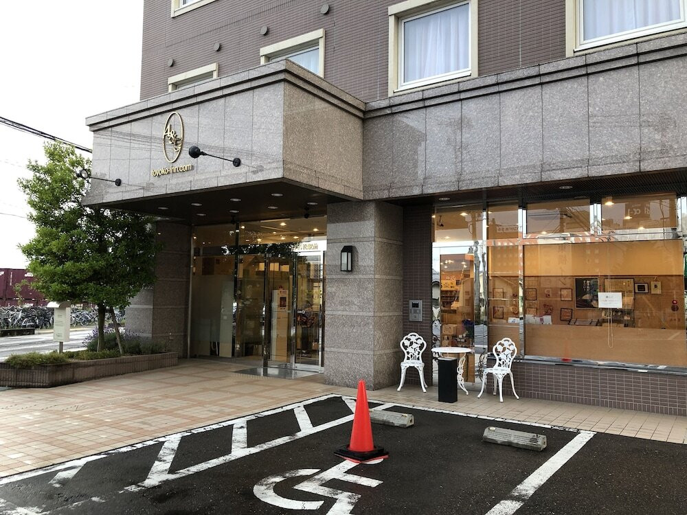 施設の正面