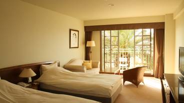 ラ クラッセ ドゥ シェネガ（ラ クラッセ ドゥ シェネガ） / 1