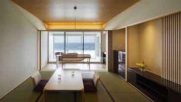 客室内のダイニングエリア / 26