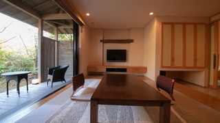 かりん(半露天風呂付客室) 禁煙