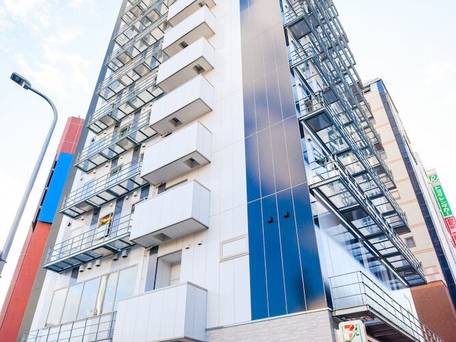 ヴィアイン新大阪正面口 / 4