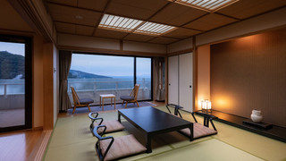 [最上階] プレミアデラックス和室10畳 (湯けむりビュー) 64m² 禁煙