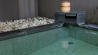 [禁煙] スーペリアツイン/ 温泉露天風呂付 (岩風呂)