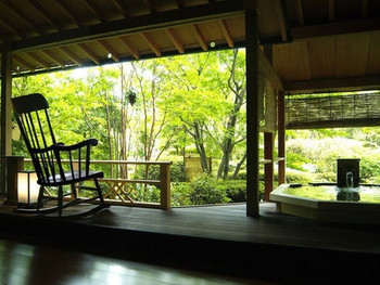 ラグジュアリーな別邸でゆったりと部屋食が楽しめる3747752