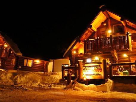 森のログホテル カムループス / 1