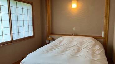 客室 / 16