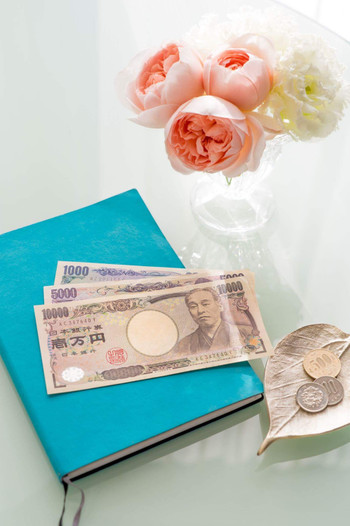 お金についてのイメージをポジティブにするために撮りました^ ^