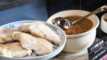 食事・飲み物 / 3