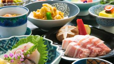 食事・飲み物 / 21