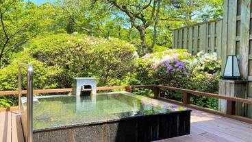 離れ露天風呂付客室一例／露天風呂 / 9