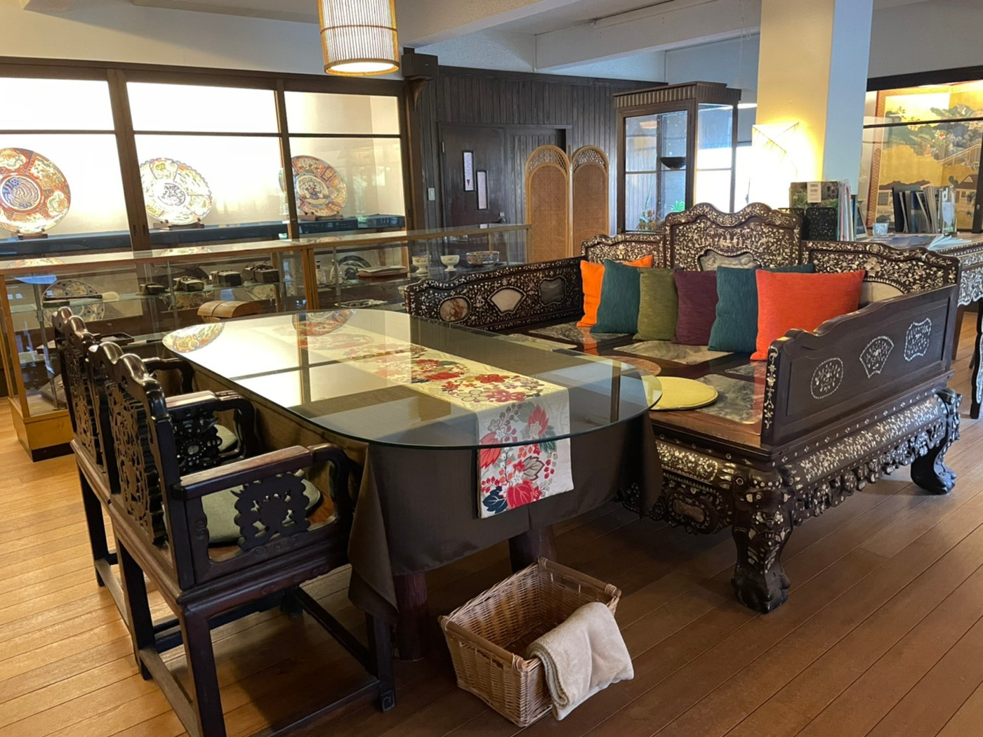 古美術品に囲まれたカフェが素敵♡タイムスリップ気分にワクワク3417547