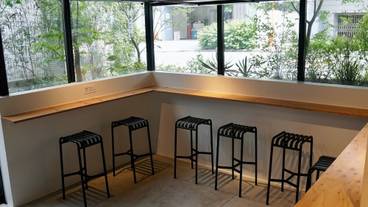 ロビー応接スペース / 3