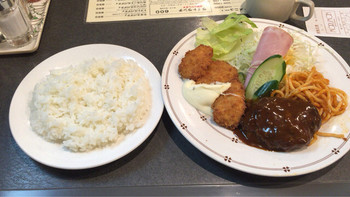 おすすめは『ライトランチ』1308458
