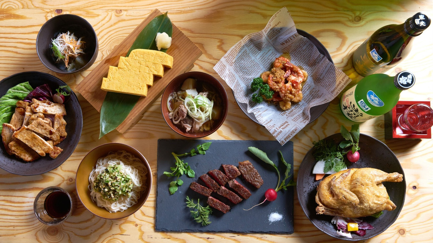 薪火グリルの香ばしいかおりが食欲をそそる！3954863