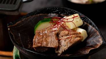 食事・飲み物 / 12