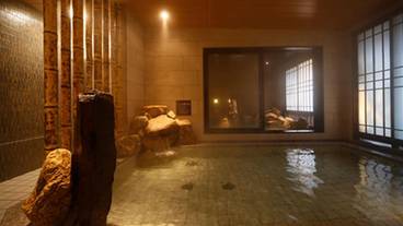 屋内スパ浴槽 / 1